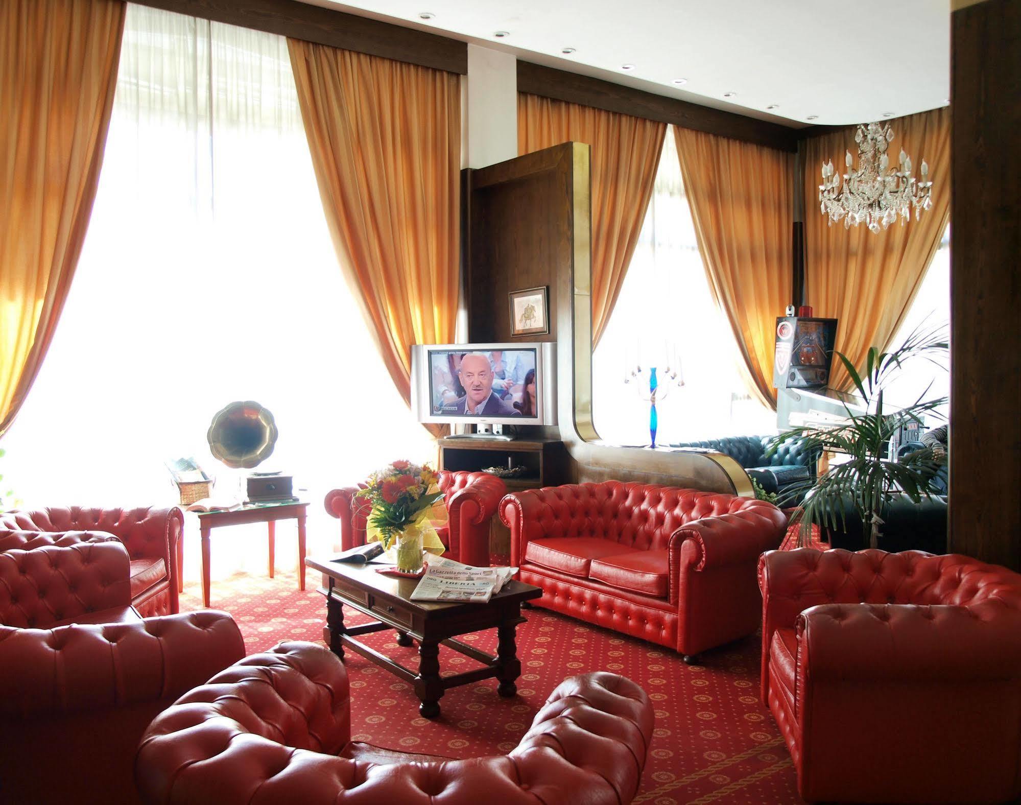 Eurohotel П'яченца Екстер'єр фото