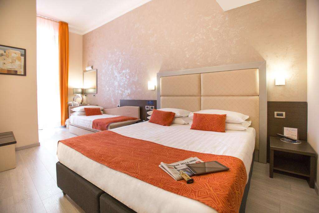Eurohotel П'яченца Номер фото